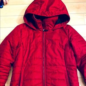 Lolë parka, size medium, pinky red colour